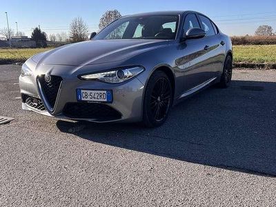 Usata Alfa Romeo Giulia Sprint 160 CV (117 kW) 2020 Grigio Berlina
