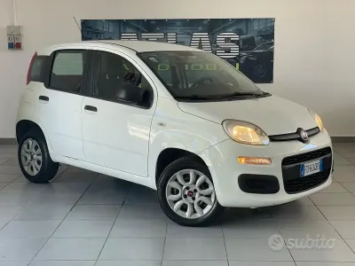 Usata Fiat Panda Lounge 80 CV (58 kW) 2016 Bianco Utilitaria