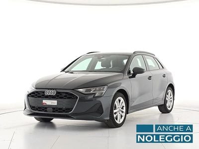Usata Audi A3 Ambiente 116 CV (85 kW) 2025 Grigio Berlina