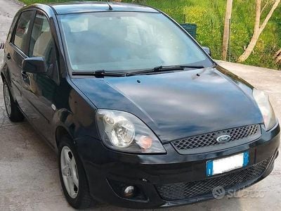 Usata Ford Fiesta 2007 Nero Utilitaria