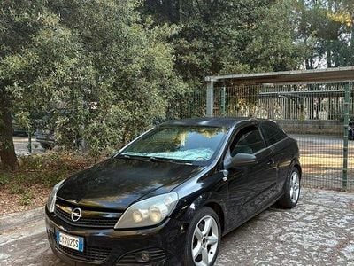 Usata Opel Astra GTC 150 CV (110 kW) 2005 Coupé