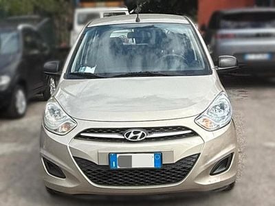 Usata Hyundai i10 Classic 69 CV (50 kW) 2012 Oro Utilitaria