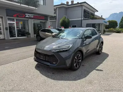 Nuova Toyota C-HR Trend 98 CV (72 kW) 2026 SUV