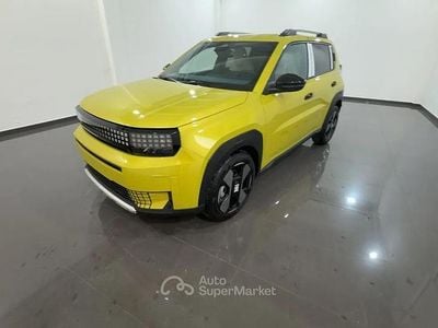 Ny Fiat Grande Panda La Prima 101 HK (74 kW) 2026 Gul Halvkombi