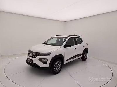 Usata Dacia Spring Comfort Plus 33 kW (45 CV) 2022 Bianco Utilitaria