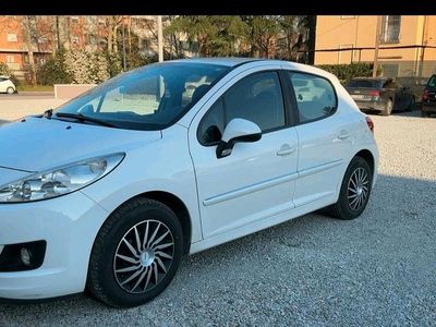 Usata Peugeot 207 70 CV (51 kW) 2012 Bianco Berlina