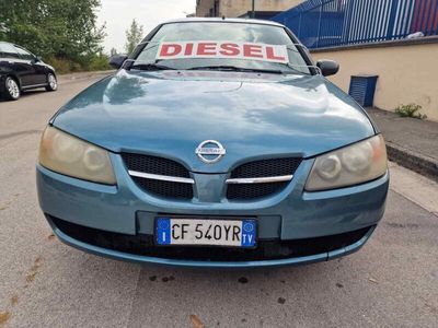 usata Nissan Almera Tino Almera 1.5 dCi cat 5 porte Visia