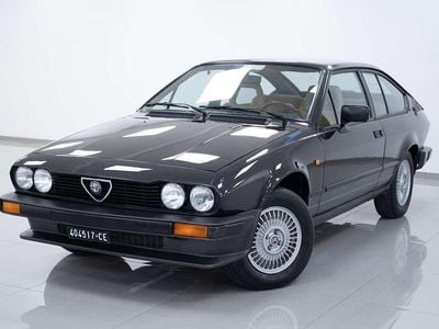 Usata Alfa Romeo Alfetta 131 CV (96 kW) 1983 Marrone Berlina