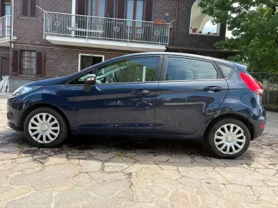 Usata Ford Fiesta 60 CV (44 kW) 2011 Berlina