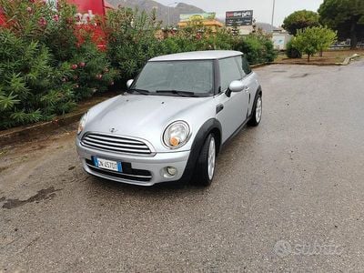 Usata Mini Cooper 109 CV (80 kW) 2007 Grigio Utilitaria
