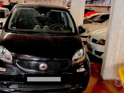Usata Smart ForFour 71 CV (52 kW) 2018 Nero Utilitaria