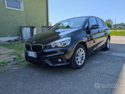 Usata BMW 216 Active Tourer Luxury Line 116 CV (85 kW) 2015 Nero Monovolume