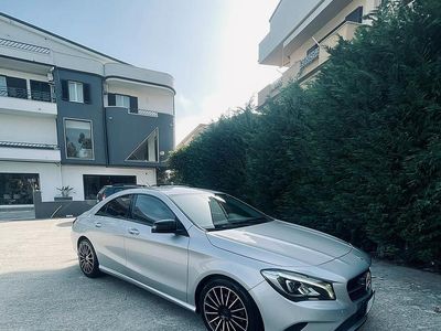 Usata Mercedes CLA200 136 CV (100 kW) 2018 Grigio Coupé