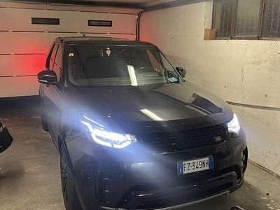 Usata Land Rover Discovery 5 HSE Luxury 241 CV (177 kW) 2018 Nero SUV