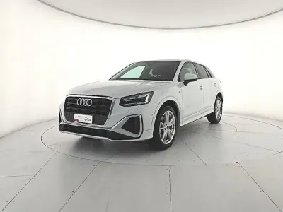 Usata Audi Q2 S-Line 150 CV (110 kW) 2025 Bianco ghiaccio metallizzato SUV