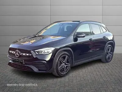 Usata Mercedes GLA200 Premium 150 CV (110 kW) 2022 Nero SUV