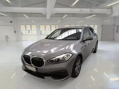 Usata BMW 116 Advantage 115 CV (84 kW) 2023 Grigio Utilitaria