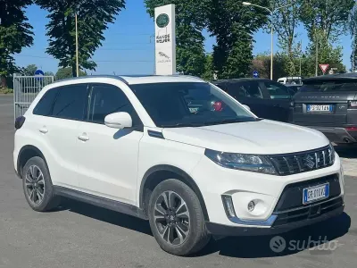Usata Suzuki Vitara 102 CV (75 kW) 2024 Bianco SUV