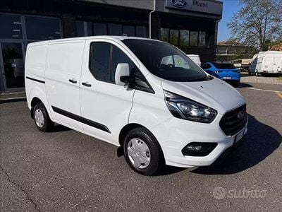 Usata Ford Transit Custom 130 CV (95 kW) 2022 Bianco Berlina
