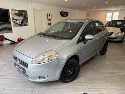 Usata Fiat Grande Punto 77 CV (56 kW) 2010 Grigio Utilitaria