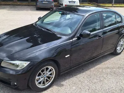 Usata BMW 320 170 CV (125 kW) 2009 Nero Berlina
