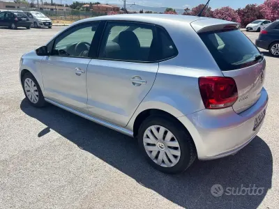 Usata VW Polo Comfortline 90 CV (66 kW) 2012 Grigio Utilitaria