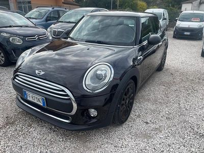 Nero Usata 2016 Mini Cooper D Utilitaria | 9800 € (Buon prezzo)