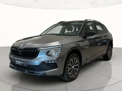 Usata Skoda Kamiq 115 CV (84 kW) 2024 Grigio graphite metallizzato nero tulipa SUV