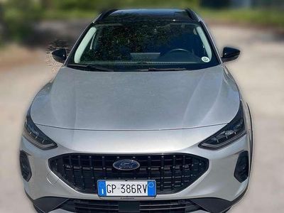 Usata Ford Focus Active 125 CV (91 kW) 2023 Argento Berlina