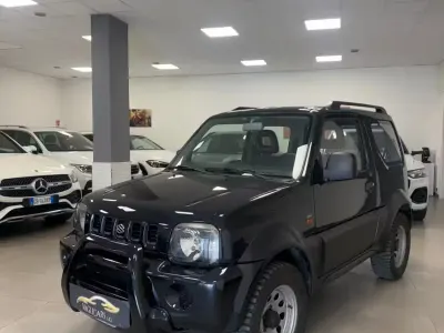 Usata Suzuki Jimny 82 CV (60 kW) 2004 Nero SUV