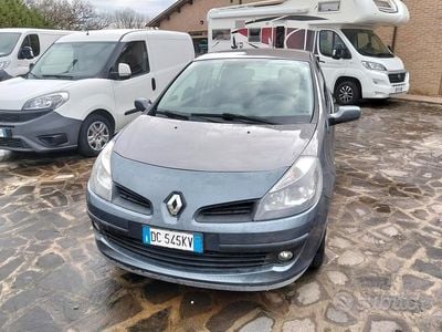 Blu Usata 2006 Renault Clio II Dynamique Berlina | 3200 € (Buon prezzo)