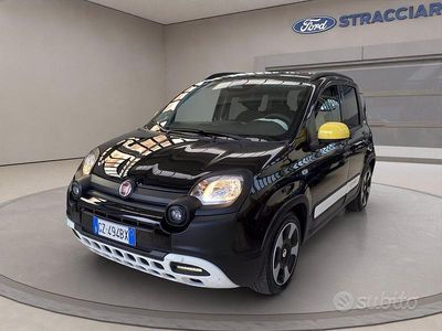 Usata Fiat Panda Cross Cross 70 CV (51 kW) 2025 Nero metallizzato Utilitaria