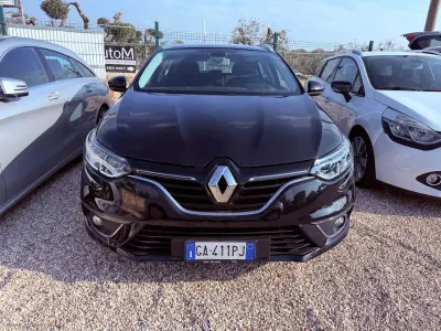 Usata Renault Mégane Business 95 CV (69 kW) 2020 Nero