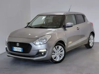 Usata Suzuki Swift Cool 90 CV (66 kW) 2020 Grigio Utilitaria
