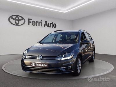Usata VW Golf VII Trendline 110 CV (80 kW) 2017 Grigio Station wagon