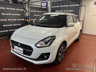Usata Suzuki Swift 90 CV (66 kW) 2019 Bianco Utilitaria