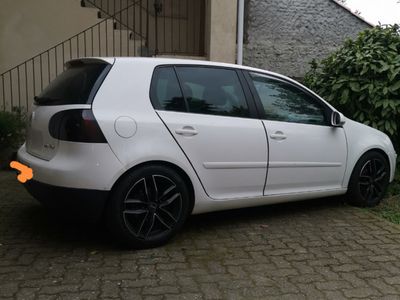 usata VW Golf V Golf 2.0 16V FSI 5p. Sportline