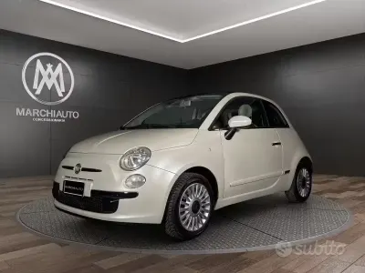 Usata Fiat 500 Lounge 75 CV (55 kW) 2010 Bianco Utilitaria