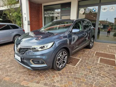 Usata Renault Kadjar 140 CV (102 kW) 2019 Blu/azzurro SUV