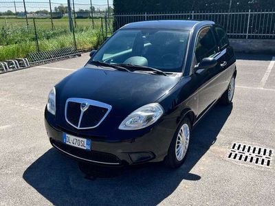 usata Lancia Ypsilon 1.2 8v Argento