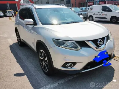 Usata Nissan X-Trail Tekna 131 CV (96 kW) 2017 Grigio SUV