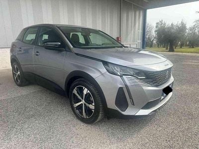 Usata Peugeot 3008 Allure 131 CV (96 kW) 2021 Argento SUV