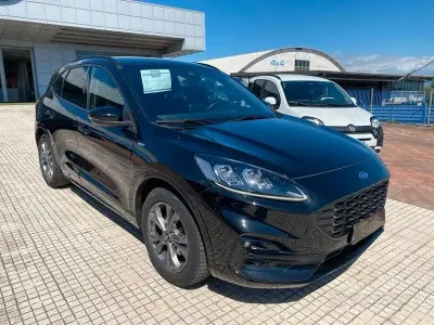 Usata Ford Kuga ST-Line X 120 CV (88 kW) 2023 Nero SUV