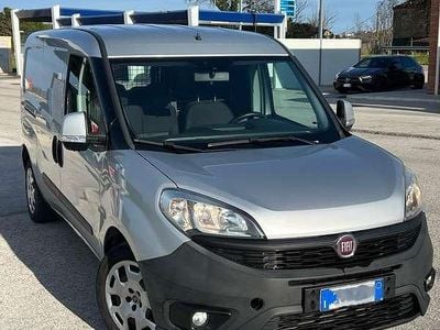 Usata Fiat Doblò Active 120 CV (88 kW) 2015 Grigio Monovolume