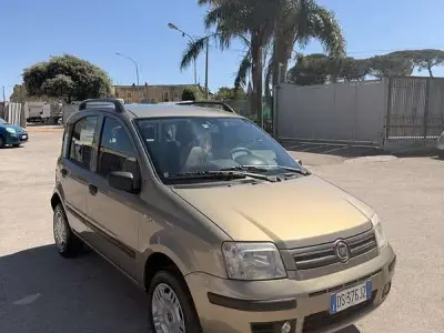 Usata Fiat Panda Climbing 60 CV (44 kW) 2008 Utilitaria