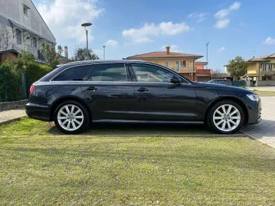 Usata Audi A6 Business 190 CV (139 kW) 2015 Nero Station wagon