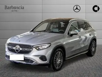 Käytetty Mercedes GLC220 Advanced Plus 197 HP (144 kW) 2024 Hopea Katumaasturi