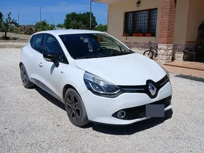 Usata Renault Clio IV 75 CV (55 kW) 2016 Bianco Berlina