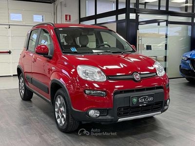 Usata Fiat Panda 4x4 75 CV (55 kW) 2013 Rosso Utilitaria
