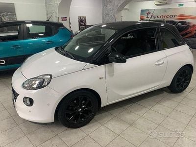 Usata Opel Adam Glam 87 CV (63 kW) 2016 Bianco Utilitaria
